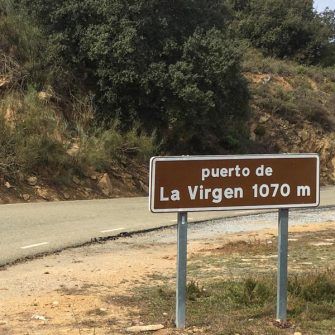 Signpost for Puerto de le virgen, costa almeria
