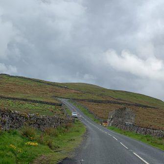 Cycling Butterubs Pass (from north, Thwaite) Etap du Dales copyright Epic Road Rides-2 Looking up the Buttertubs Pass from the bottom near Thwaite, Yorkshire Dales