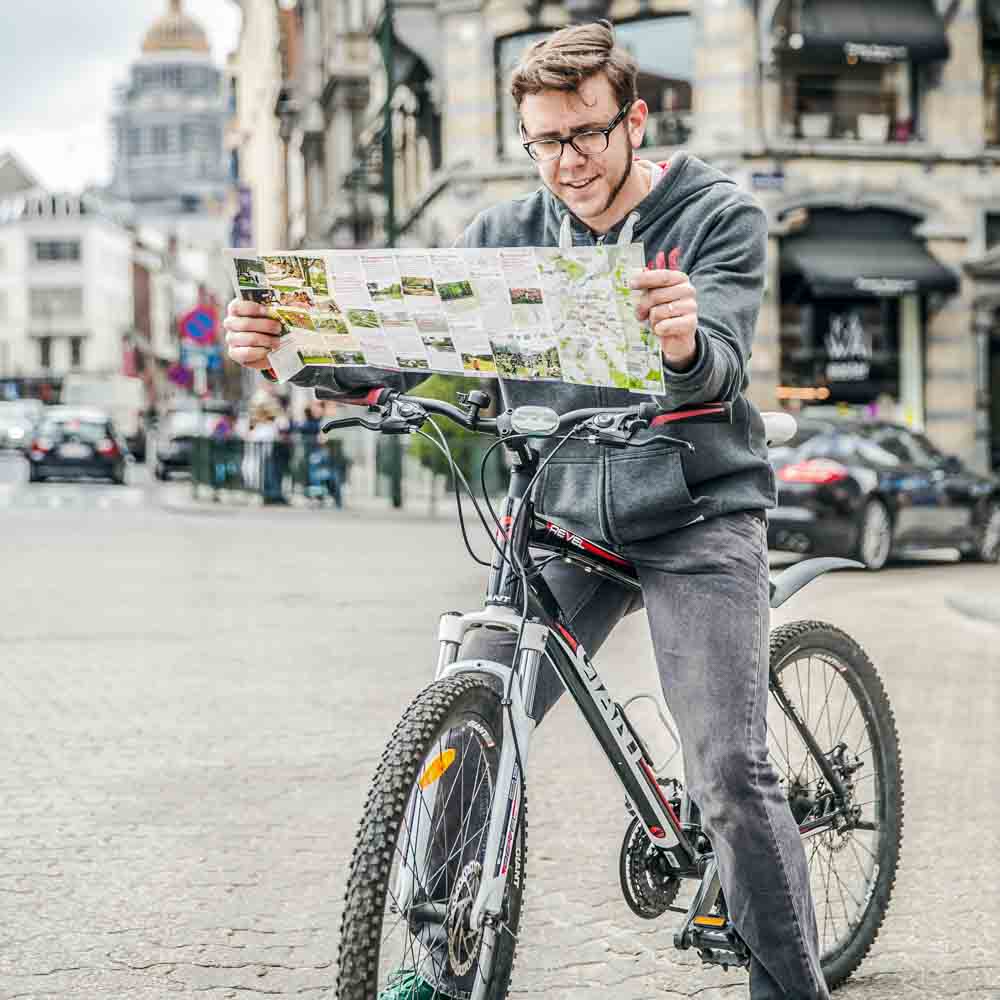 A cyclist saw a map for biking brussels